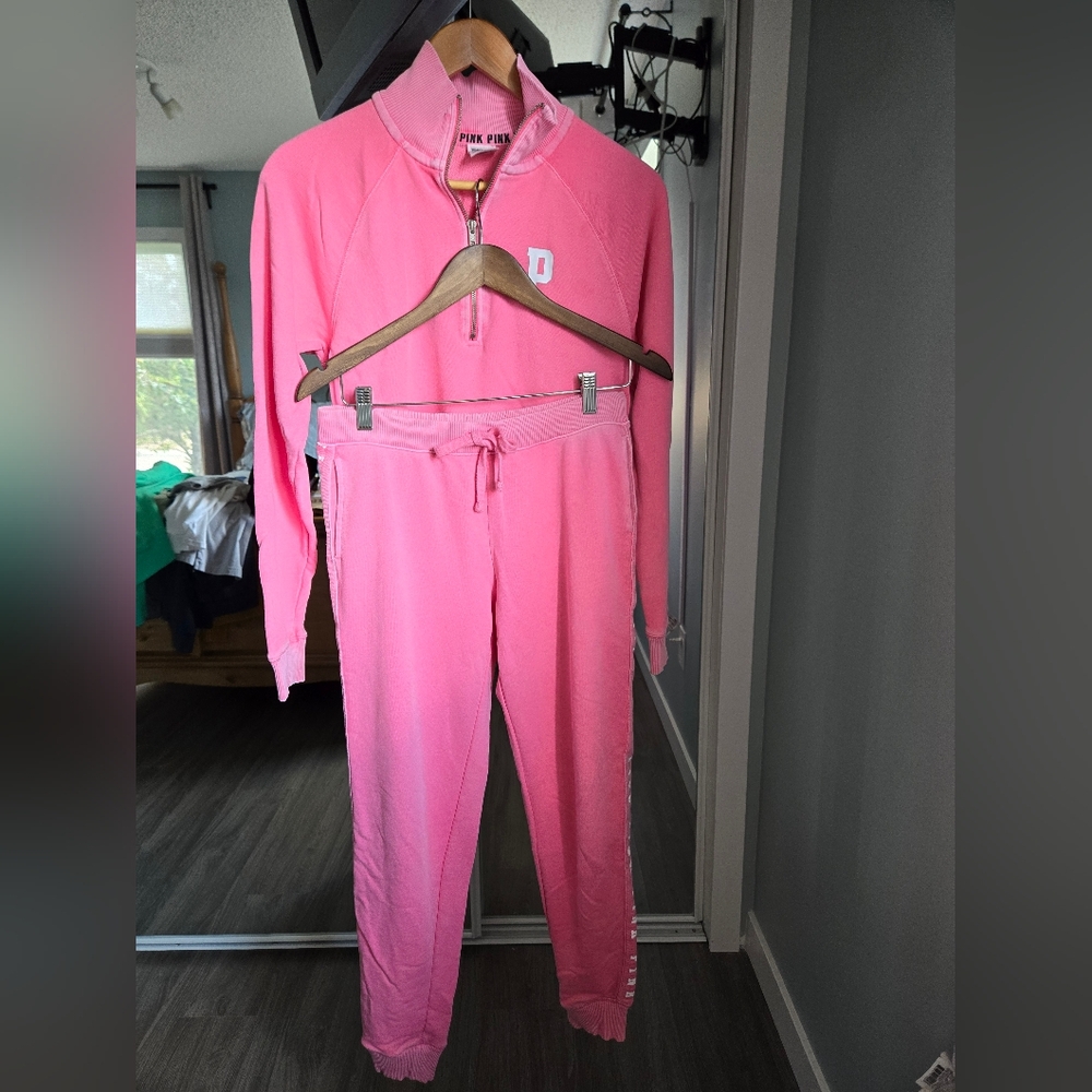 Victoria Secret Pink Set